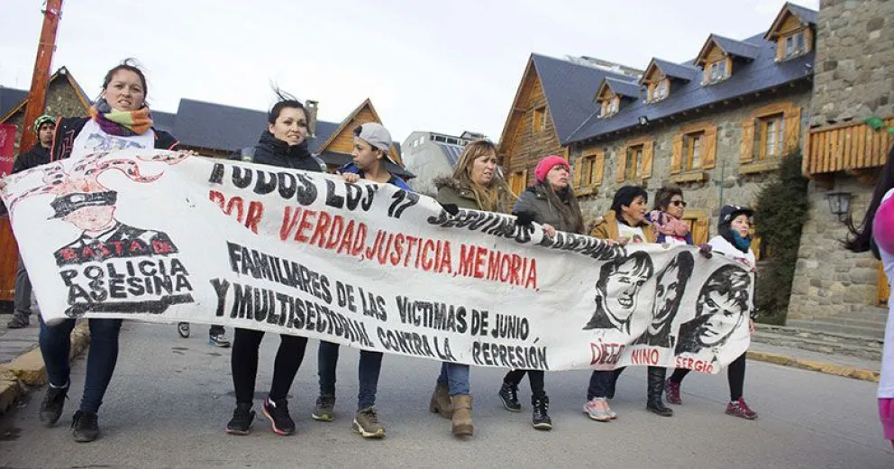 Se reunieron bajo la consigna: “la tierra de los barrios no se mancha con sangre”