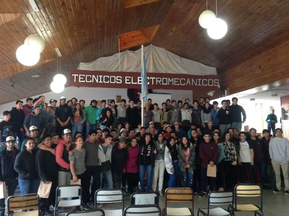 Alicia Reina brindó una charla motivacional a más de 100 estudiantes