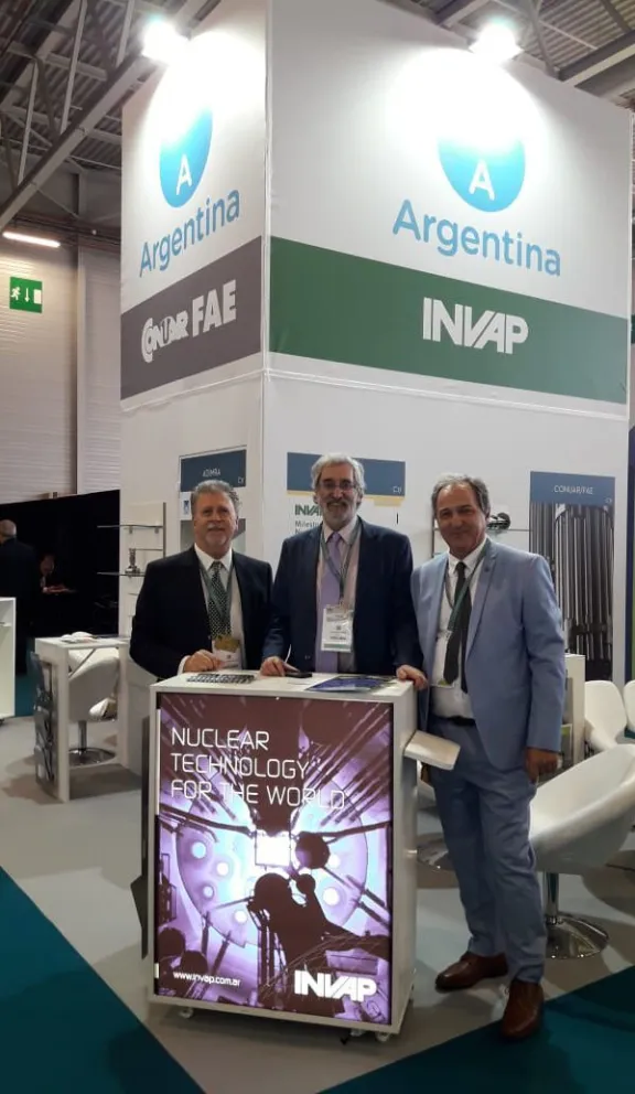 INVAP estuvo presente en importante feria de energía nuclear en París