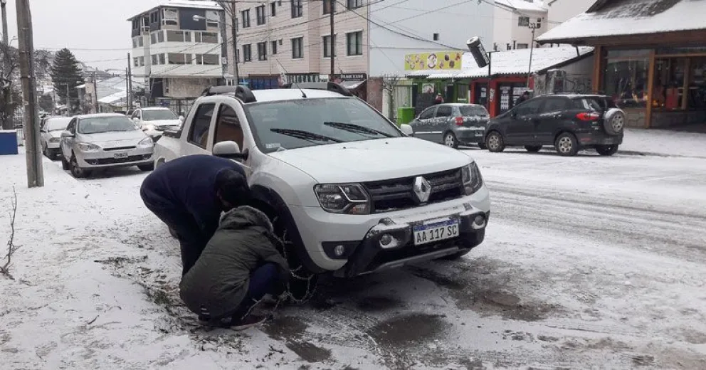 Cuando comenzó la “danza del hielo” no hubo colectivos: los pasajeros… ¡bien gracias!