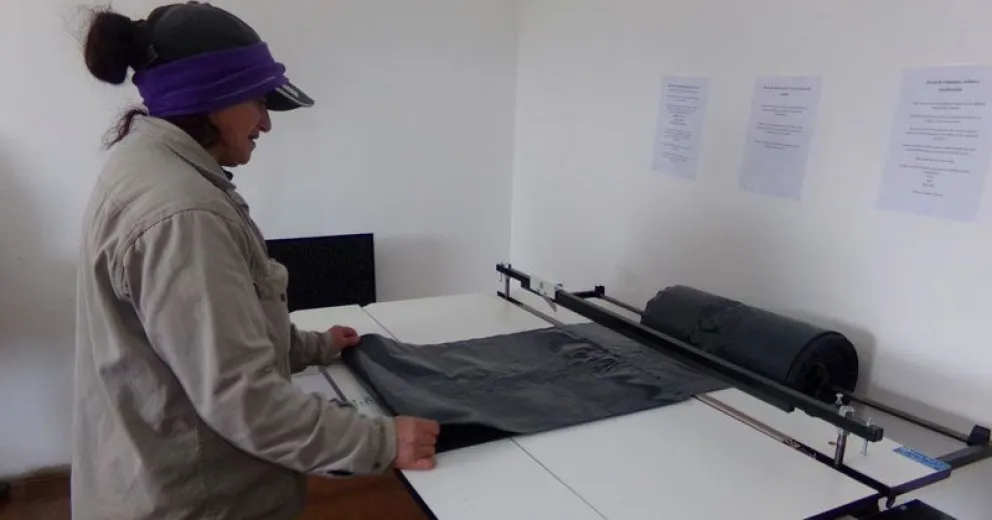 La ARB fabrica y vende bolsas de residuos, un proyecto con grandes expectativas