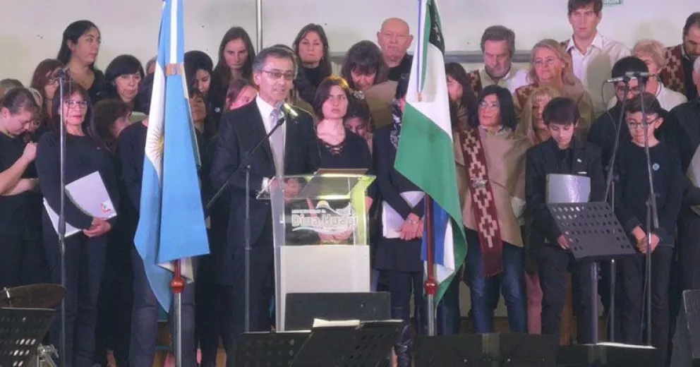 Dina Huapi festejó el Día de la Independencia
