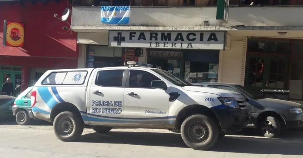 Hurto en una Farmacia en 20 de Febrero