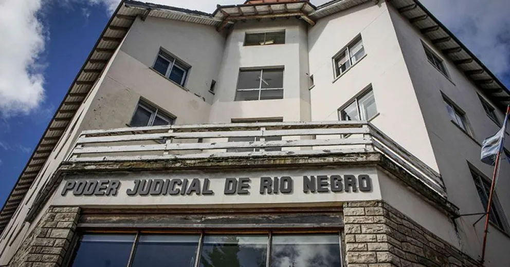Imputaron a un hombre que abusó de una niña y la dejó embarazada
