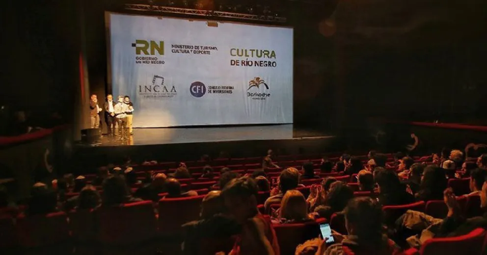 Obras ganadoras del festival de cine en Bariloche se presentan en Buenos Aires