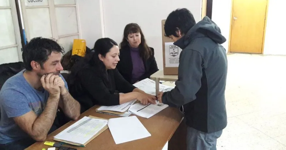 Las elecciones del SOYEM se desarrollan con total normalidad