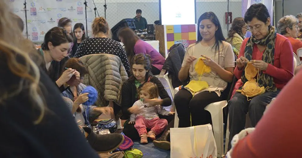 Cuenta regresiva para el Tejetón Solidario en Bariloche