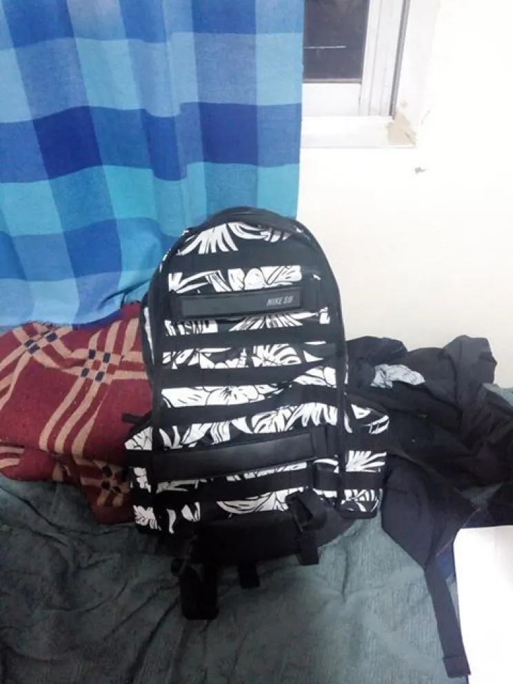 INSTANTÁNEAS: Una joven ofrece recompensa por la devolución de su mochila