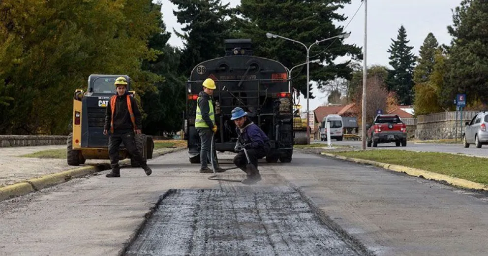 Bacheo en 12 de Octubre y en Elflein: será la próxima semana