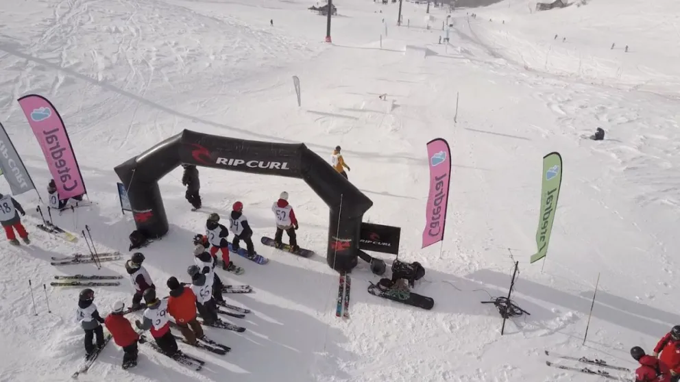 Gran día para los más chicos en el Terrain Park de Catedral
