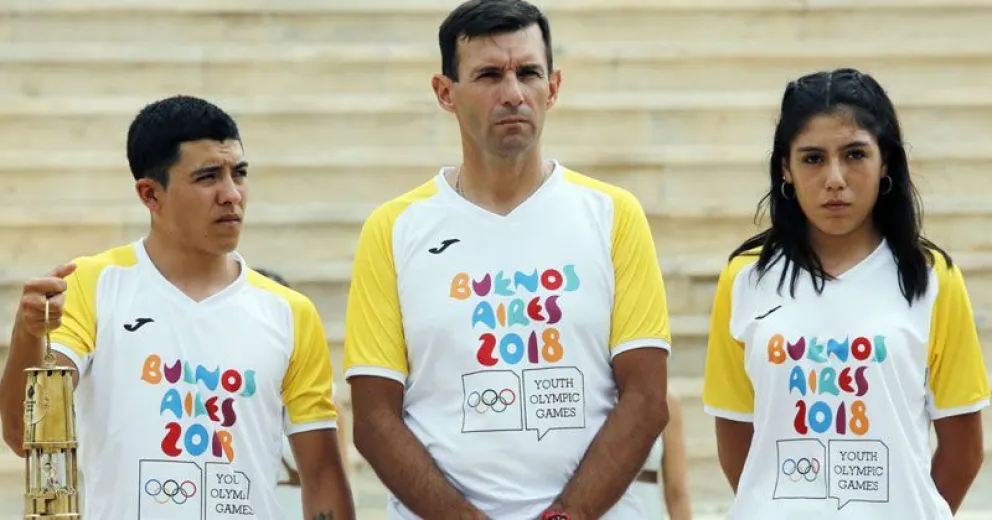 Valentina Muñoz recibió la llama Olímpica de la juventud