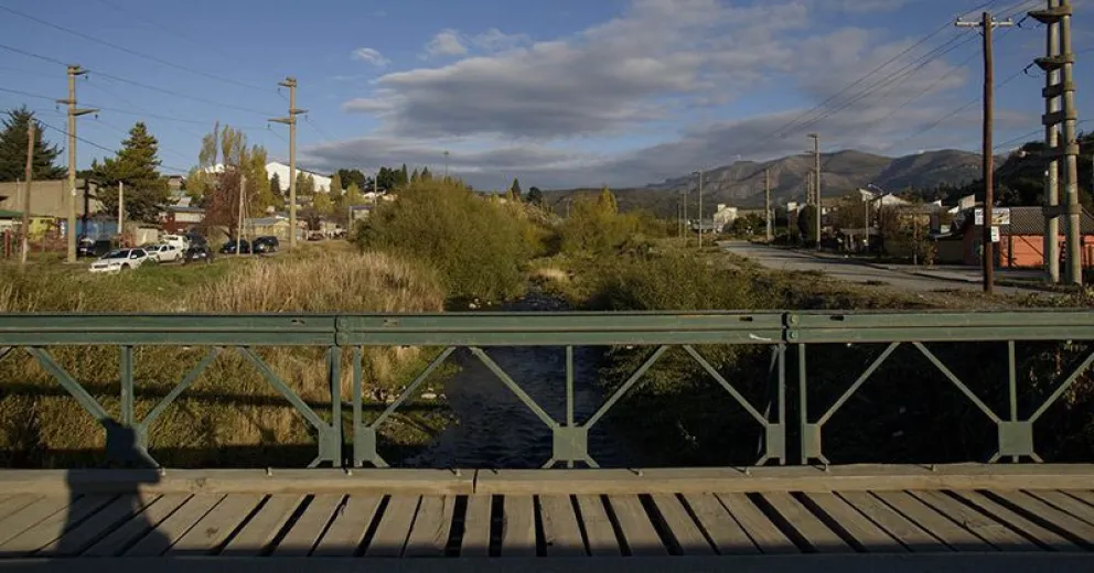 Entró al Concejo el llamado a licitación para construir un nuevo puente sobre el Ñireco