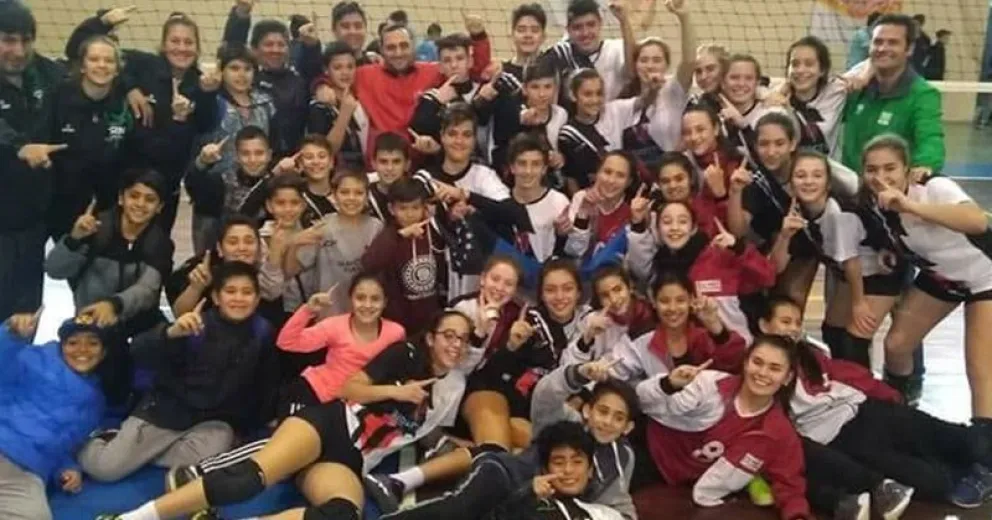 Jóvenes barilochenses participan del Torneo Argentino