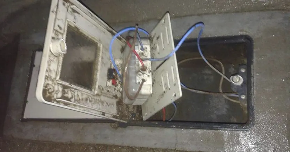 Destrozaron el medidor de luz del Merendero de Beatriz