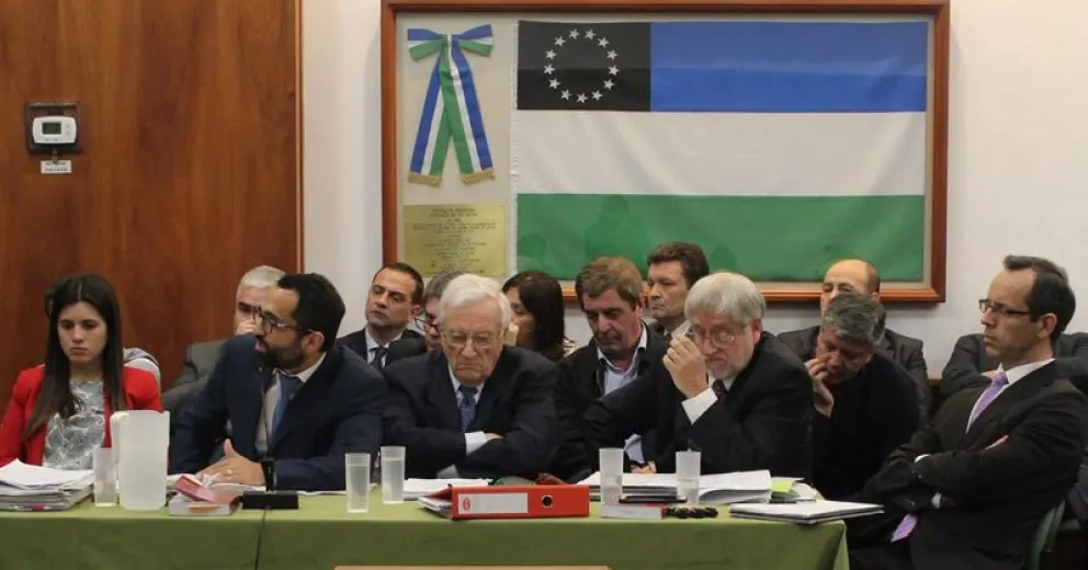 Sobresueldos: César Barbeito y Francisco González con condenas mayores, Aníbal Hernández absuelto