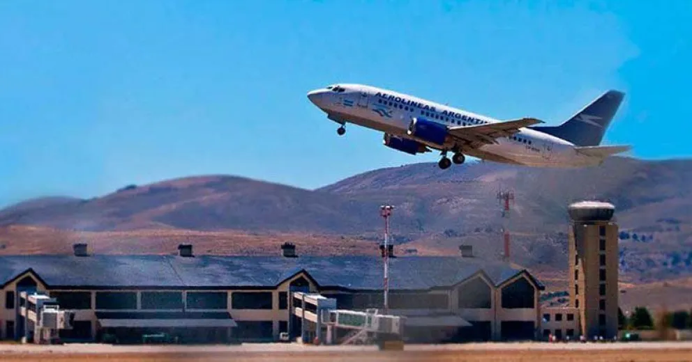 Aumenta la cantidad de turistas que llegan a Bariloche por Aerolíneas Argentinas