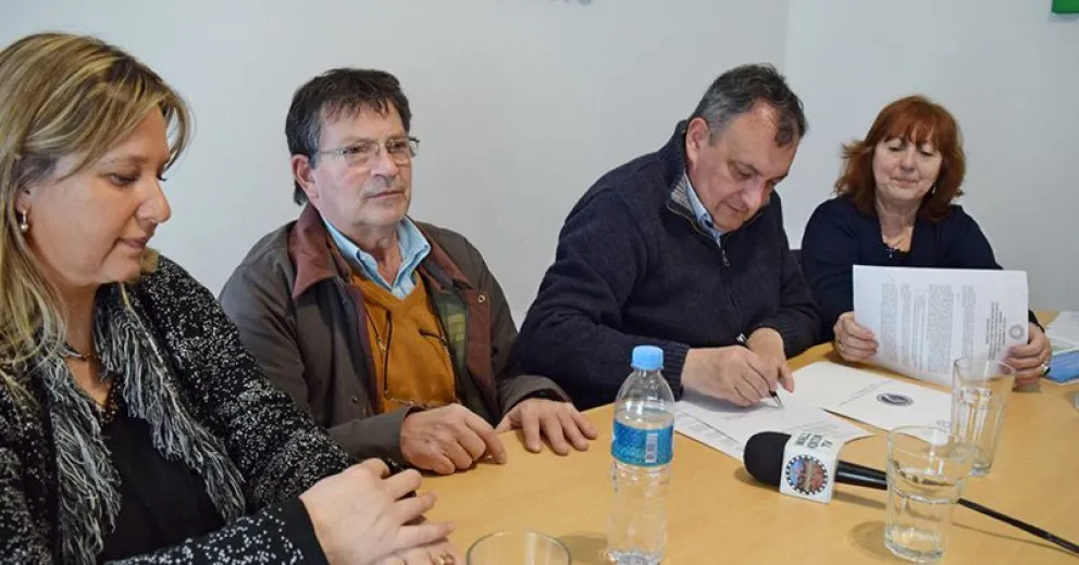 Bariloche adhirió al Código de Conducta para la Protección de los Derechos de Niñas, Niños y Adolescentes en Viajes y Turismo