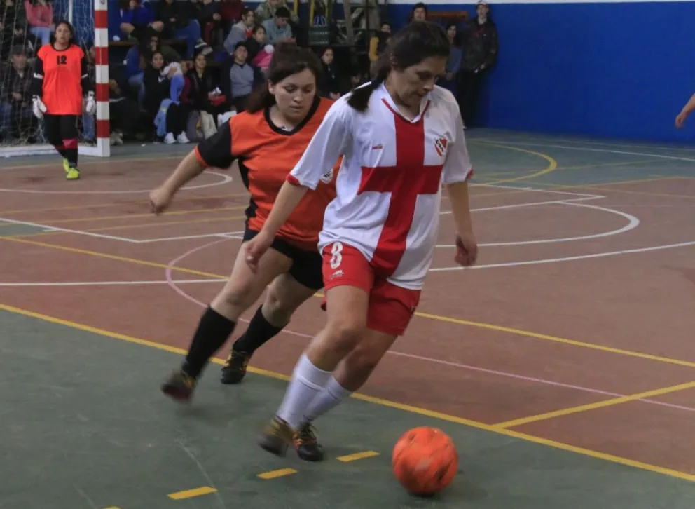 La Primera B protagonizó la fecha del futsal femenino