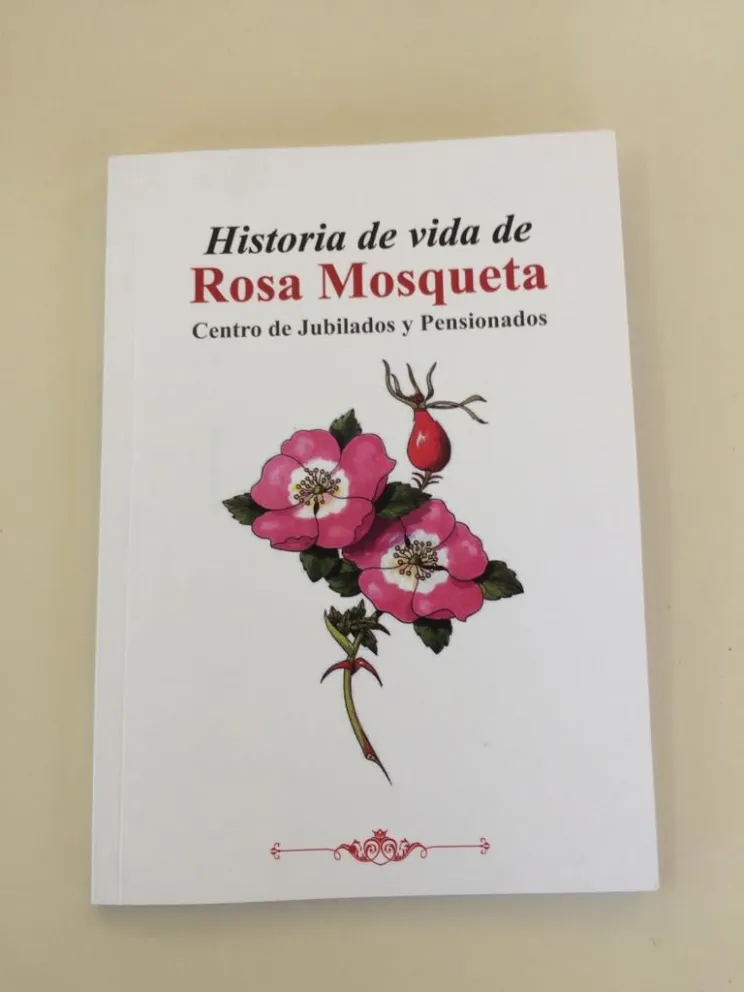 Invitan a presentación del libro del Centro de Abuelos Rosa Mosqueta
