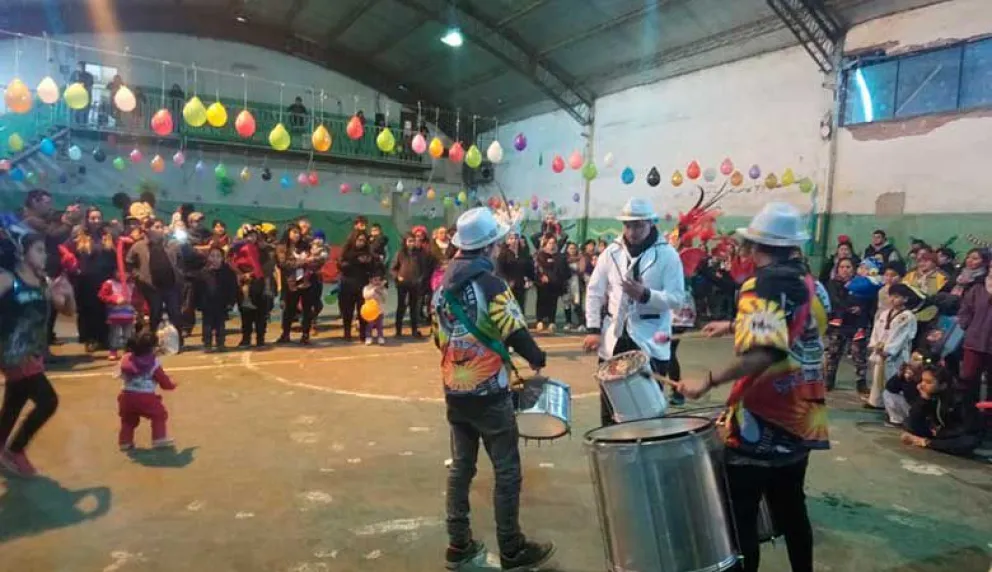 Cerca de 300 pequeños disfrutaron de su día en el barrio Las Quintas