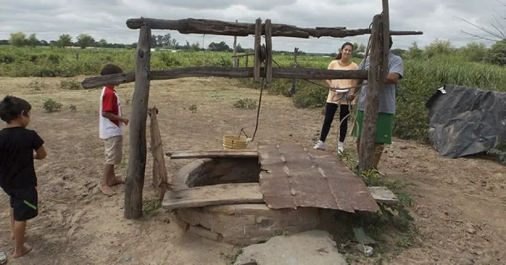 Identifican en Tucumán bacterias “cómplices” que vuelven más tóxico al arsénico del agua