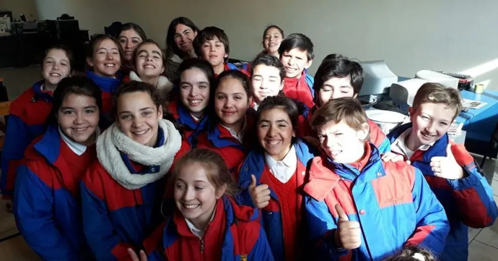 Alumnos interesados en las noticias