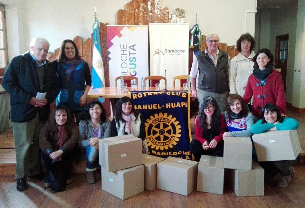 El Rotary local donó botiquines pediátricos a los centros infantiles municipales
