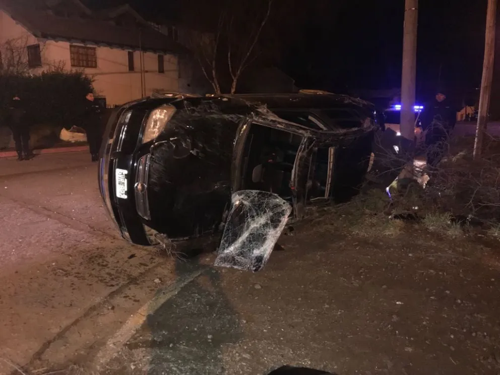 Un joven volcó en Rolando y Fagnano