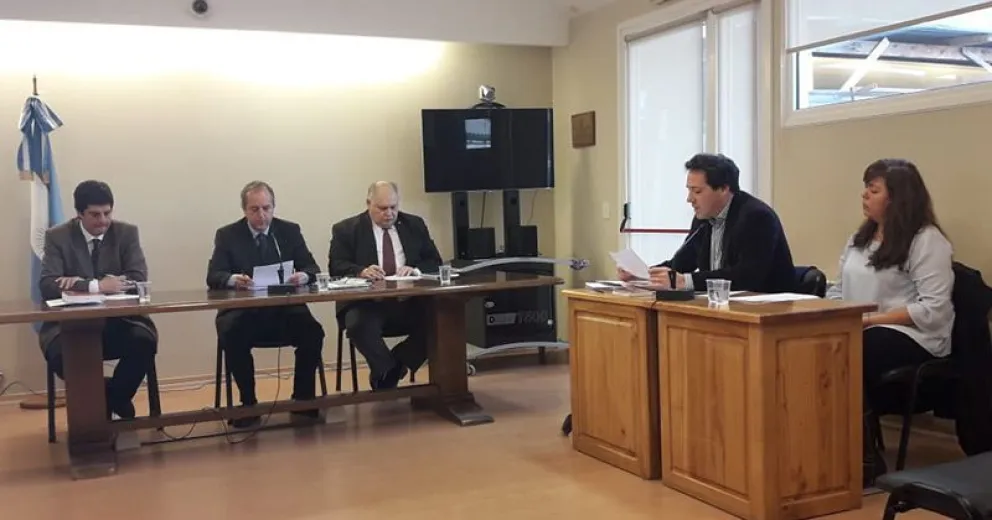 Se declaró culpable de una serie de abusos y seguirá en prisión