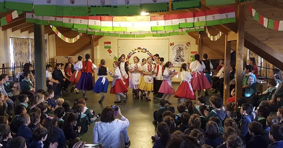 El Colegio San Esteban celebró el día de su patrono