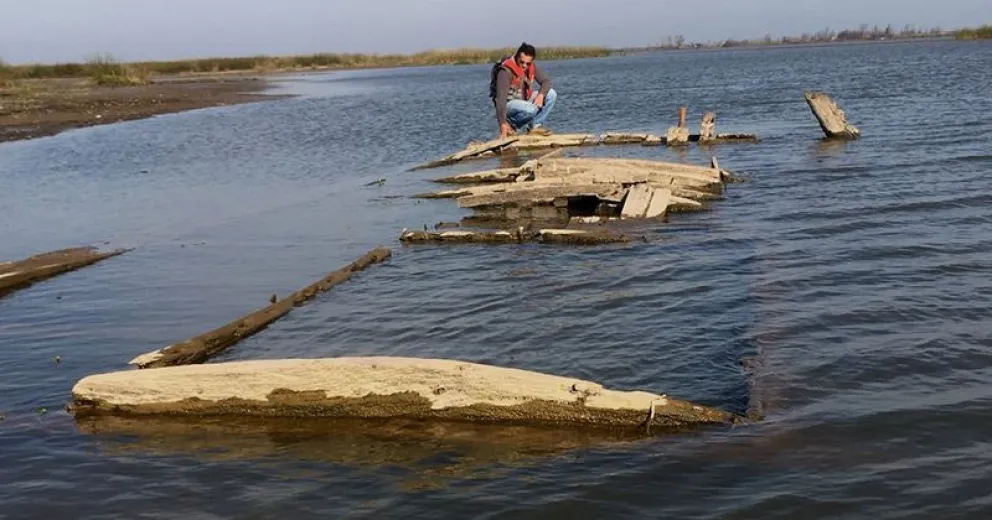 Descubren un buque mercante que naufragó en 1921 en el río Paraná