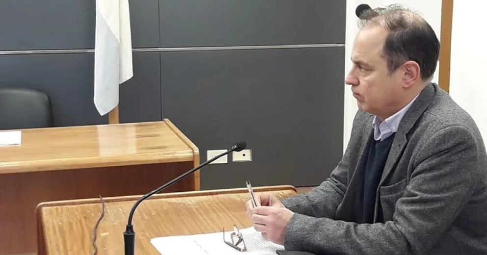 Imputaron a dos empleados policiales por lesiones leves agravadas a un menor