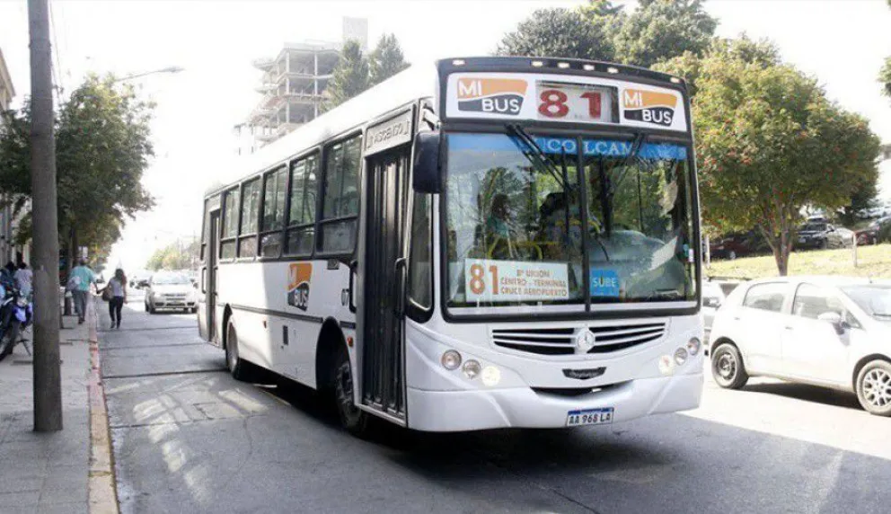 Por tercera noche consecutiva, no hubo colectivos en la ciudad