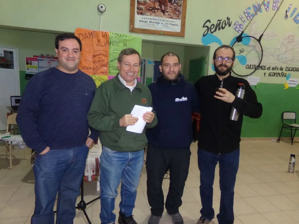 Encuentro de comunidades parroquiales que abarcan 14 barrios barilochenses
