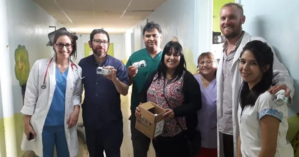 Bariloche Baila entregó insumos a Pediatría del Hospital Ramón Carrillo