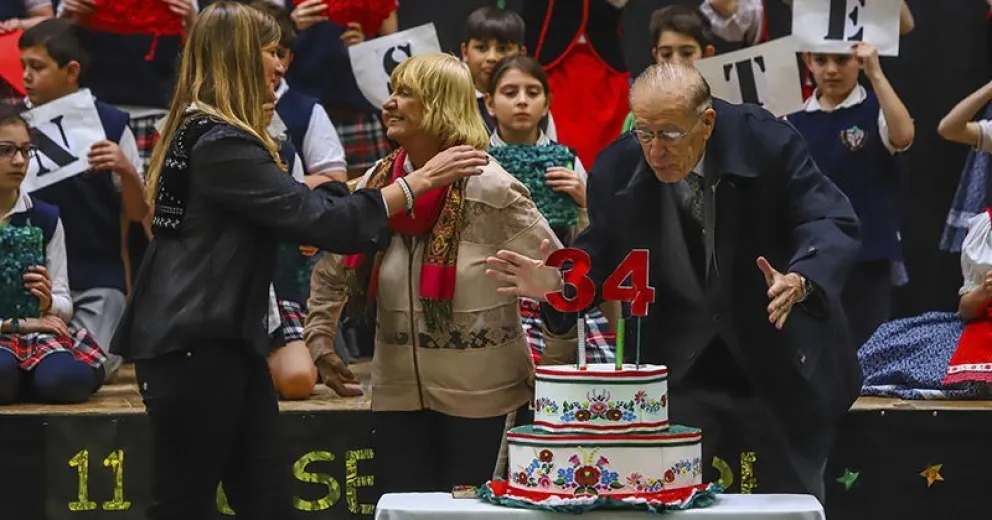 El San Esteban celebró su 34 aniversario y el Día del Maestro con toda la comunidad educativa