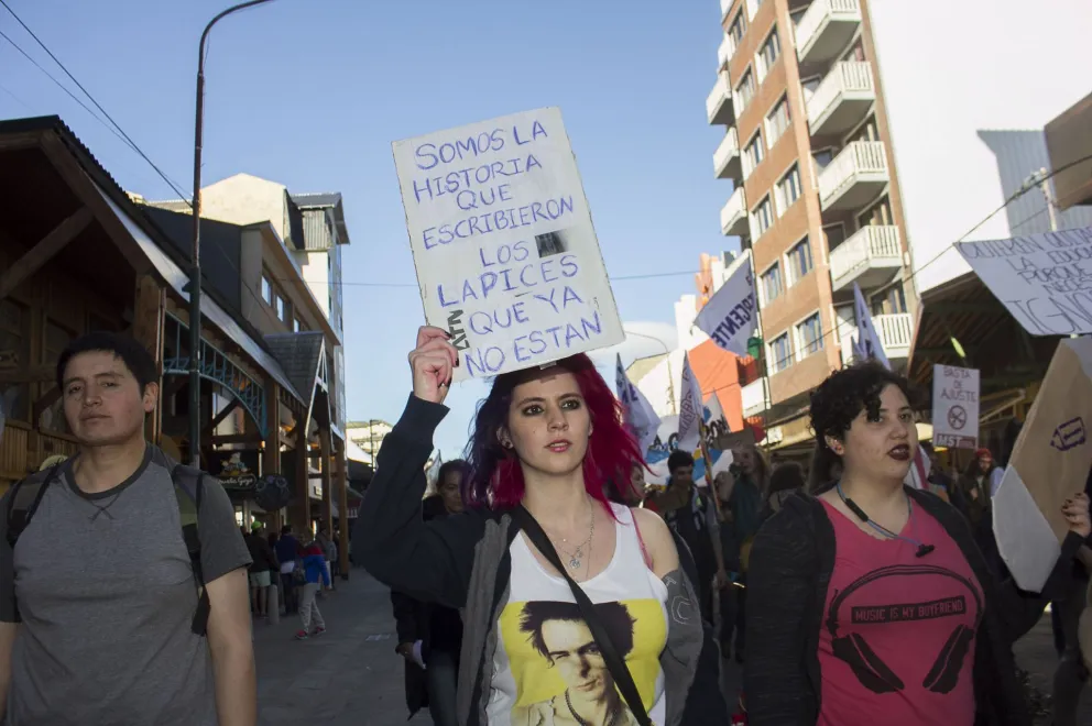 A 42 años, estudiantes recordaron "La noche de los lápices"