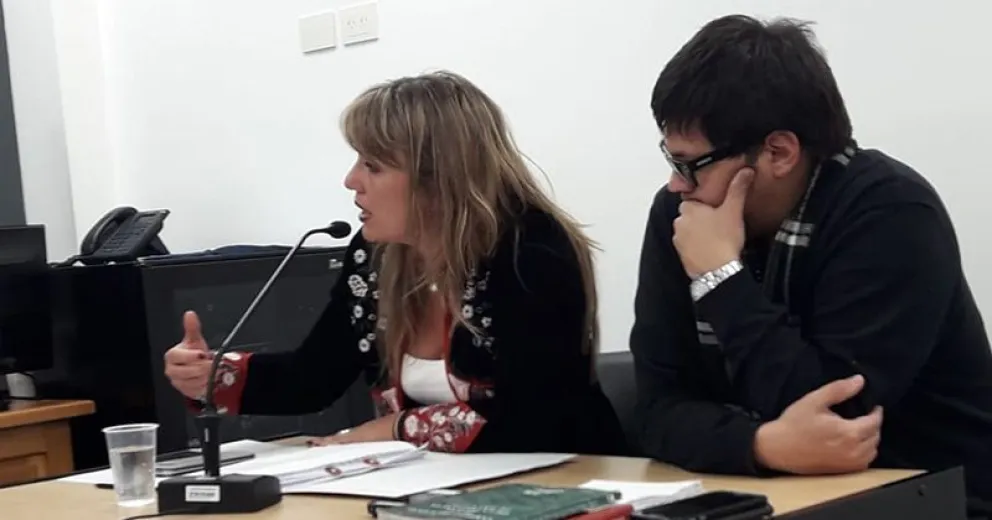 Imputaron a la mujer que hirió a su esposo en la cabeza con un aire comprimido