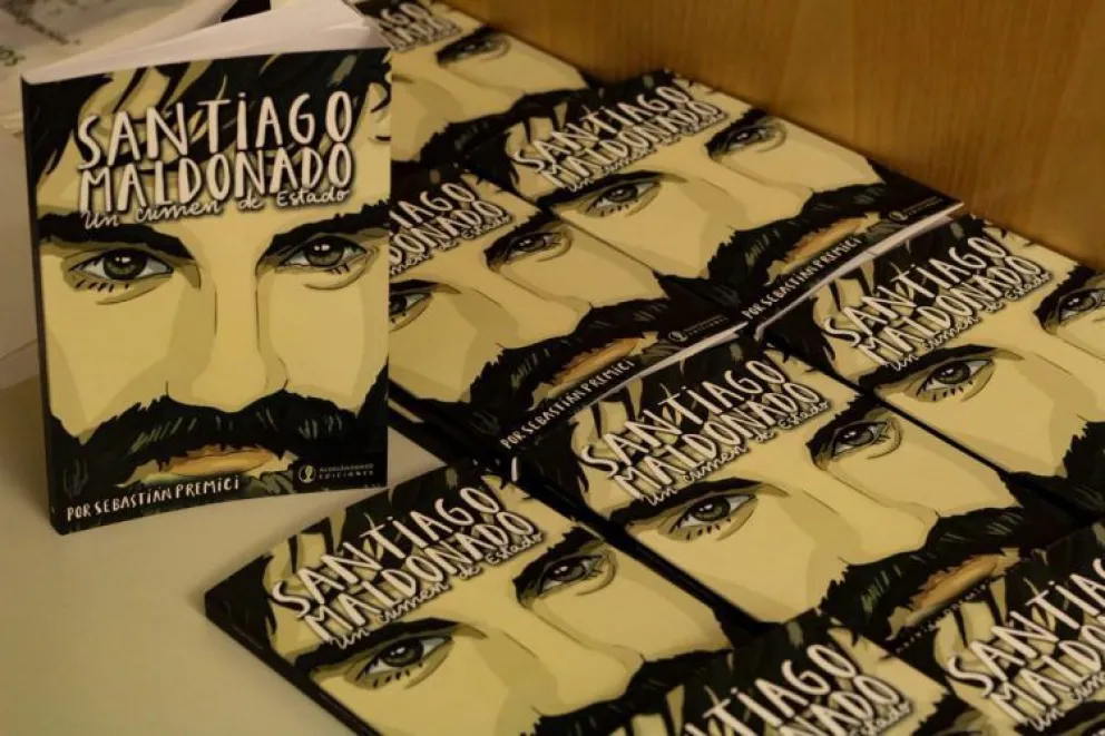 Presentan, en Bariloche, el libro: “Santiago Maldonado. Un crimen de Estado”