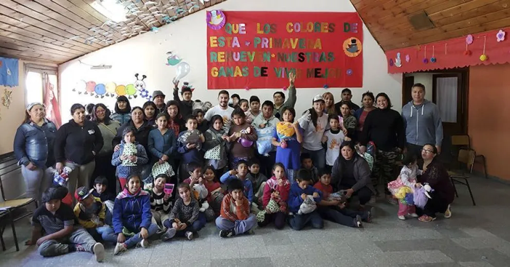Manos en Acción alegró a los niños de la Línea Sur
