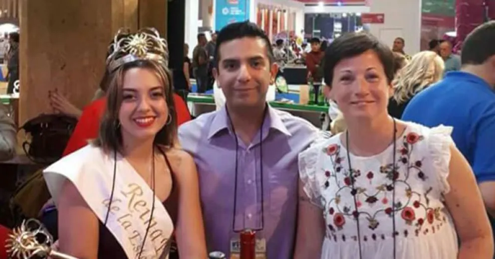 Dina Huapi se promocionó en la FIT