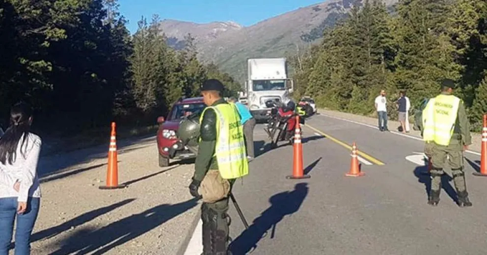Para Bullrich, en Mascardi hubo un tiroteo contra los Albatros
