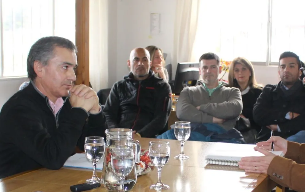 Dina Huapi: Se fueron cuatro secretarios del gabinete del intendente Danilo Rojas