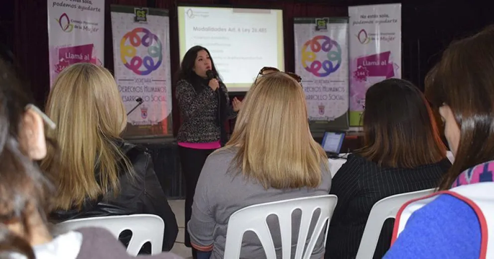 Vecinos de toda la provincia trabajan en la protección de las víctimas de violencia