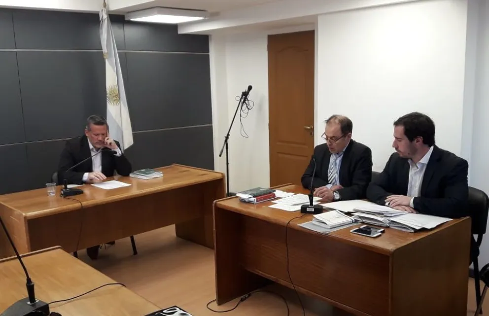 Acusan a cuatro agentes de policía por abuso de autoridad y lesiones leves