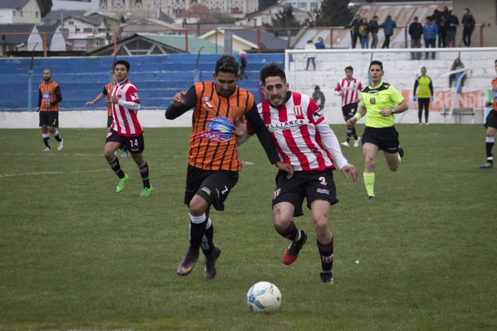 Estudiantes y Puerto Moreno se ven las caras de nuevo