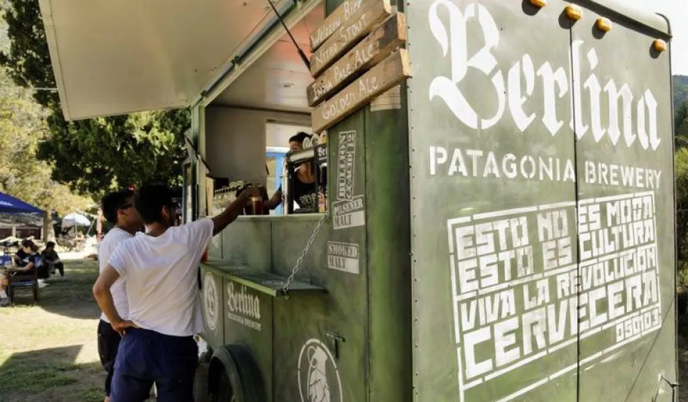 Berlina presente en el Oktoberfest de Villa General Belgrano