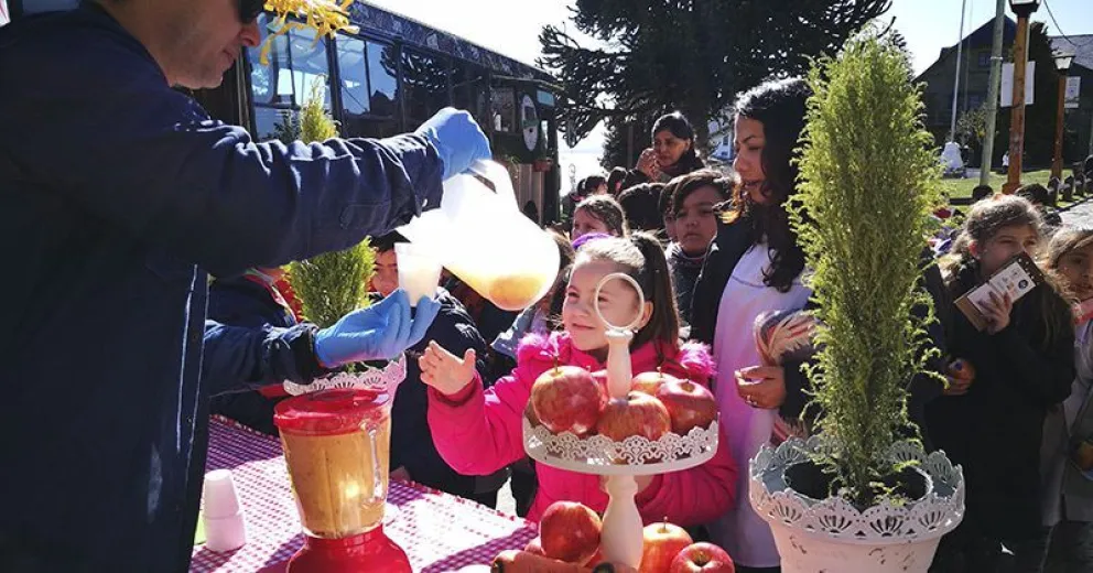 Las manzanas rionegrinas protagonistas de los talleres de cocina sustentable   