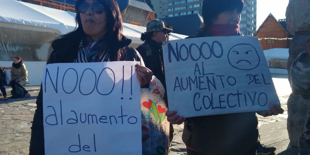 Presentarán acción cautelar y avanzarán en el amparo contra el aumento de la tarifa de colectivos
