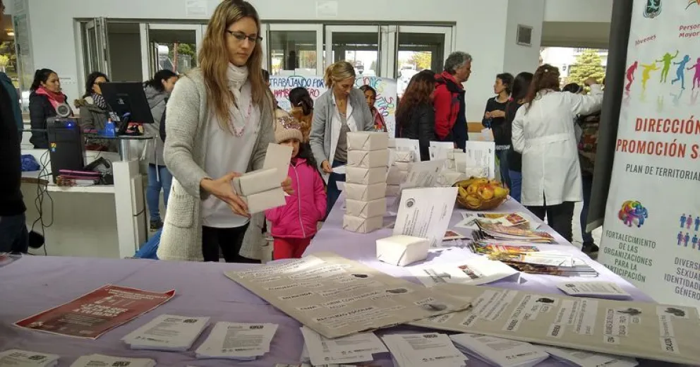  Imagen de la jornada que se desarrolló en el hall del hospital.
